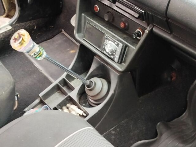 Бежевый ВАЗ 2106, объемом двигателя 0 л и пробегом 7 тыс. км за 1188 $, фото 5 на Automoto.ua