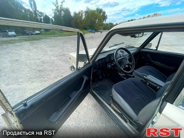 Бежевый ВАЗ 2106, объемом двигателя 1.6 л и пробегом 200 тыс. км за 900 $, фото 3 на Automoto.ua