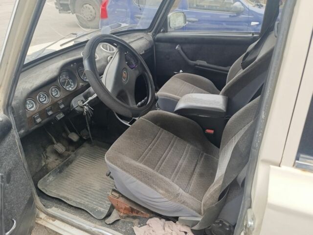 Бежевий ВАЗ 2106, об'ємом двигуна 1.6 л та пробігом 1000 тис. км за 834 $, фото 4 на Automoto.ua