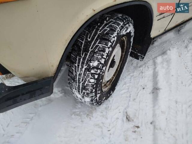 Бежевий ВАЗ 2106, об'ємом двигуна 1.29 л та пробігом 80 тис. км за 899 $, фото 6 на Automoto.ua