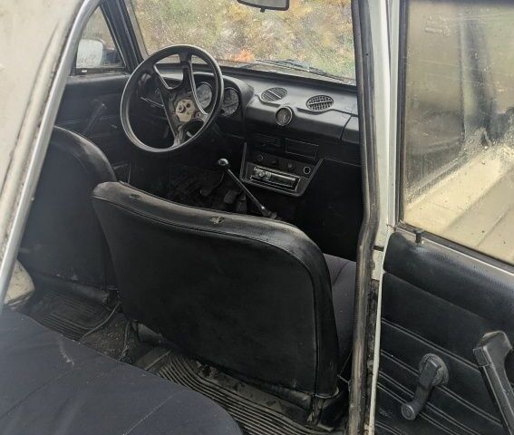 Бежевий ВАЗ 2106, об'ємом двигуна 0 л та пробігом 90 тис. км за 400 $, фото 4 на Automoto.ua