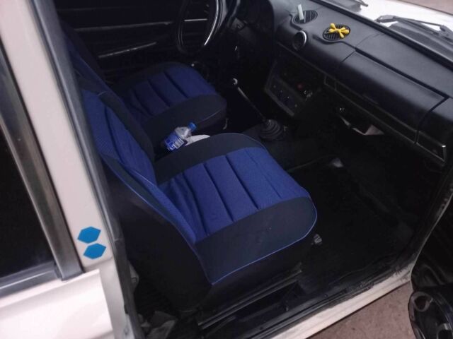 Бежевый ВАЗ 2106, объемом двигателя 0 л и пробегом 120 тыс. км за 1000 $, фото 8 на Automoto.ua