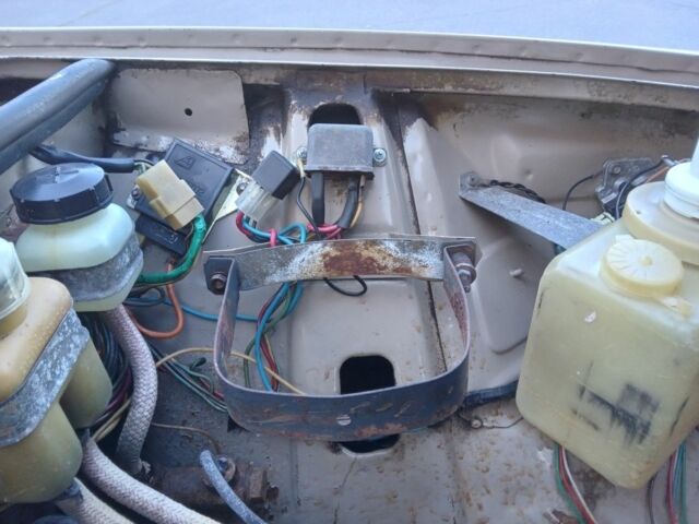 Бежевый ВАЗ 2106, объемом двигателя 0 л и пробегом 123 тыс. км за 585 $, фото 10 на Automoto.ua