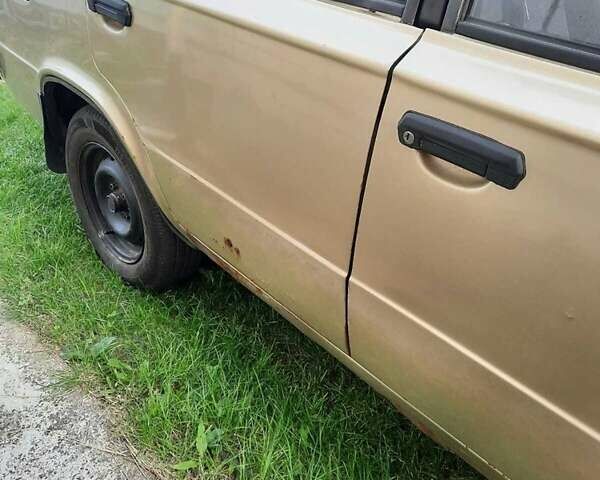 ВАЗ 2106 1994 в Черкассах на Automoto.ua Бежевый ВАЗ 2106, объемом двигателя 1.5 л и пробегом 120 тыс. км за 605 $, фото 9 на Automoto.ua