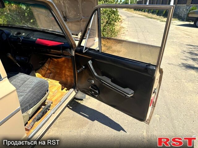Бежевий ВАЗ 2106, об'ємом двигуна 1.5 л та пробігом 245 тис. км за 950 $, фото 5 на Automoto.ua