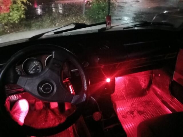 ВАЗ 2106 1997 в Коростышеве на Automoto.ua Бежевый ВАЗ 2106, объемом двигателя 1.6 л и пробегом 46 тыс. км за 450 $, фото 4 на Automoto.ua