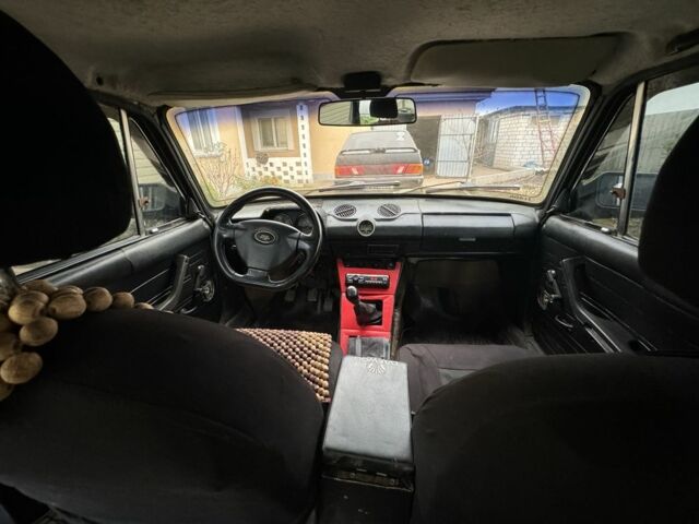 Бежевый ВАЗ 2106, объемом двигателя 0 л и пробегом 150 тыс. км за 548 $, фото 7 на Automoto.ua