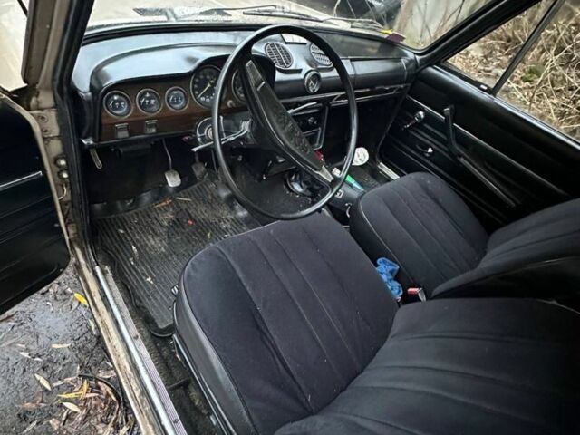 Бежевый ВАЗ 2106, объемом двигателя 1.5 л и пробегом 45 тыс. км за 592 $, фото 3 на Automoto.ua