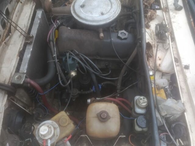 Бежевый ВАЗ 2106, объемом двигателя 8 л и пробегом 63 тыс. км за 285 $, фото 2 на Automoto.ua