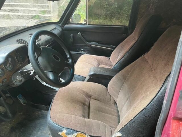 Чорний ВАЗ 2106, об'ємом двигуна 1.6 л та пробігом 356 тис. км за 528 $, фото 6 на Automoto.ua