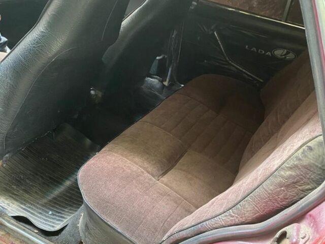 Чорний ВАЗ 2106, об'ємом двигуна 1.6 л та пробігом 356 тис. км за 528 $, фото 1 на Automoto.ua