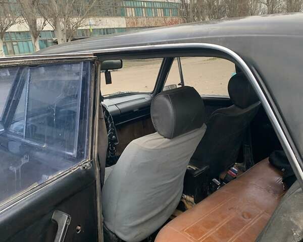 Черный ВАЗ 2106, объемом двигателя 1.6 л и пробегом 400 тыс. км за 475 $, фото 4 на Automoto.ua