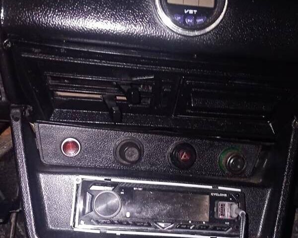 Чорний ВАЗ 2106, об'ємом двигуна 1.5 л та пробігом 80 тис. км за 700 $, фото 1 на Automoto.ua