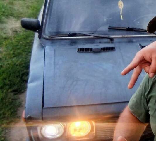 Чорний ВАЗ 2106, об'ємом двигуна 1.5 л та пробігом 80 тис. км за 700 $, фото 6 на Automoto.ua