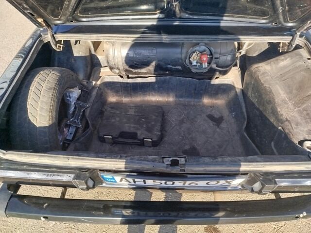 Чорний ВАЗ 2106, об'ємом двигуна 1.3 л та пробігом 190 тис. км за 952 $, фото 4 на Automoto.ua