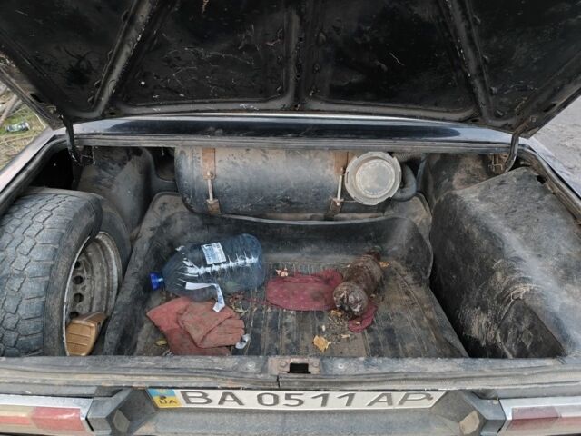 Чорний ВАЗ 2106, об'ємом двигуна 1 л та пробігом 3 тис. км за 450 $, фото 2 на Automoto.ua