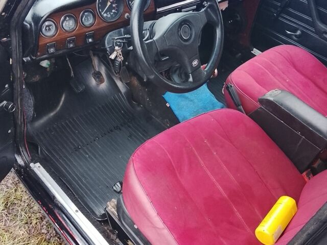 Чорний ВАЗ 2106, об'ємом двигуна 1.3 л та пробігом 40 тис. км за 640 $, фото 4 на Automoto.ua