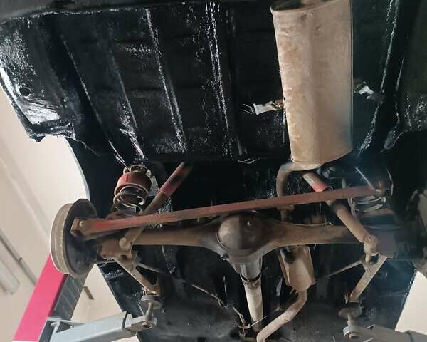 Черный ВАЗ 2106, объемом двигателя 1.3 л и пробегом 40 тыс. км за 833 $, фото 6 на Automoto.ua