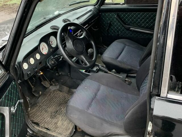 Чорний ВАЗ 2106, об'ємом двигуна 1.5 л та пробігом 123 тис. км за 711 $, фото 11 на Automoto.ua