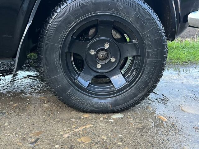 Черный ВАЗ 2106, объемом двигателя 1.5 л и пробегом 3 тыс. км за 1100 $, фото 6 на Automoto.ua