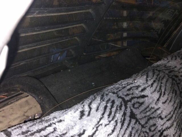 Черный ВАЗ 2106, объемом двигателя 1 л и пробегом 712 тыс. км за 550 $, фото 3 на Automoto.ua