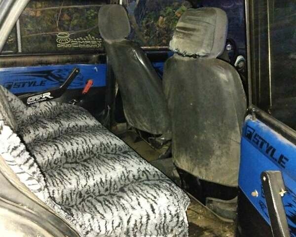 Черный ВАЗ 2106, объемом двигателя 1 л и пробегом 712 тыс. км за 550 $, фото 1 на Automoto.ua