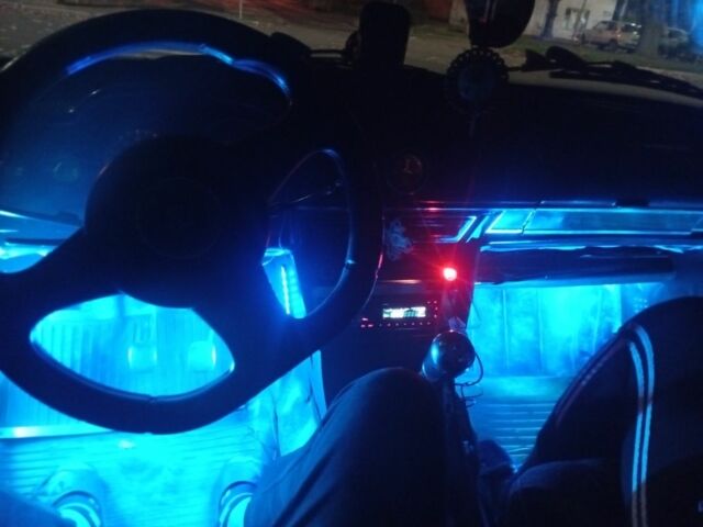 Черный ВАЗ 2106, объемом двигателя 0 л и пробегом 2 тыс. км за 500 $, фото 2 на Automoto.ua