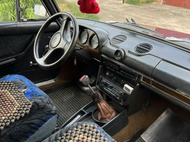 ВАЗ 2106 1981 в Белой Церкве на Automoto.ua Фиолетовый ВАЗ 2106, объемом двигателя 1.5 л и пробегом 77 тыс. км за 1600 $, фото 7 на Automoto.ua