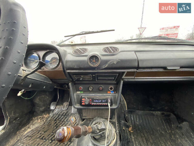 Фиолетовый ВАЗ 2106, объемом двигателя 1.3 л и пробегом 18 тыс. км за 471 $, фото 11 на Automoto.ua