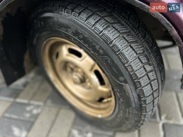 Фиолетовый ВАЗ 2106, объемом двигателя 1.5 л и пробегом 147 тыс. км за 999 $, фото 24 на Automoto.ua