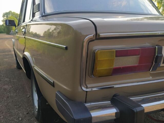 Коричневый ВАЗ 2106, объемом двигателя 0 л и пробегом 308 тыс. км за 3500 $, фото 3 на Automoto.ua