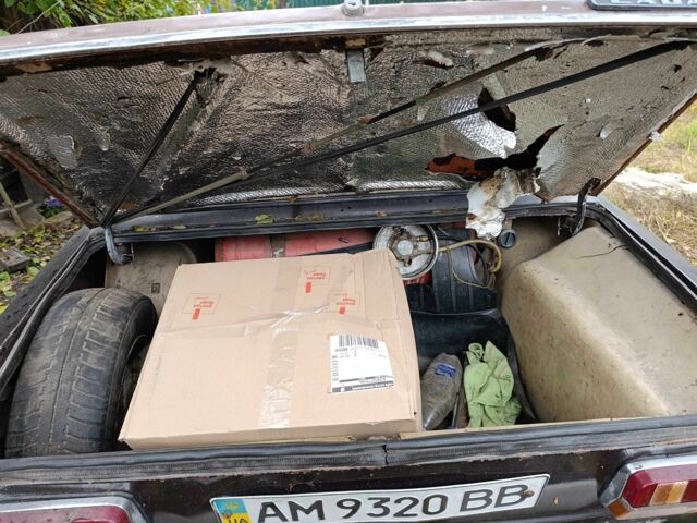 ВАЗ 2106 1980 в Коростене на Automoto.ua Коричневый ВАЗ 2106, объемом двигателя 1.5 л и пробегом 1 тыс. км за 360 $, фото 9 на Automoto.ua