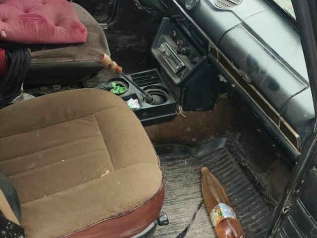 Коричневый ВАЗ 2106, объемом двигателя 1.5 л и пробегом 277 тыс. км за 262 $, фото 4 на Automoto.ua