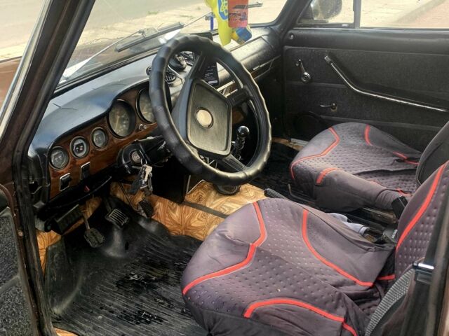 Коричневый ВАЗ 2106, объемом двигателя 1.6 л и пробегом 890 тыс. км за 900 $, фото 7 на Automoto.ua