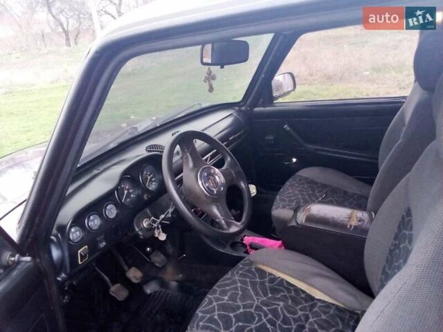 Коричневый ВАЗ 2106, объемом двигателя 1.3 л и пробегом 1000 тыс. км за 1182 $, фото 3 на Automoto.ua