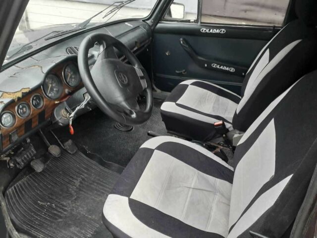 Коричневый ВАЗ 2106, объемом двигателя 1.6 л и пробегом 340 тыс. км за 402 $, фото 5 на Automoto.ua