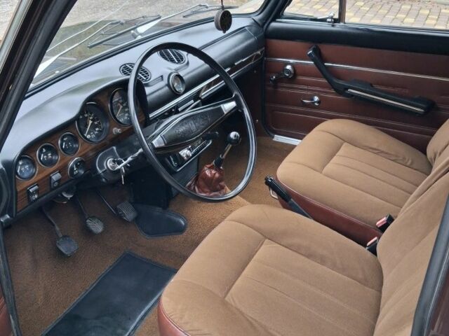 Коричневий ВАЗ 2106, об'ємом двигуна 1.3 л та пробігом 74 тис. км за 2050 $, фото 8 на Automoto.ua