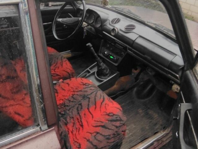 Коричневый ВАЗ 2106, объемом двигателя 0 л и пробегом 60 тыс. км за 950 $, фото 7 на Automoto.ua