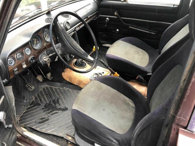 Коричневый ВАЗ 2106, объемом двигателя 1.3 л и пробегом 60 тыс. км за 1100 $, фото 6 на Automoto.ua