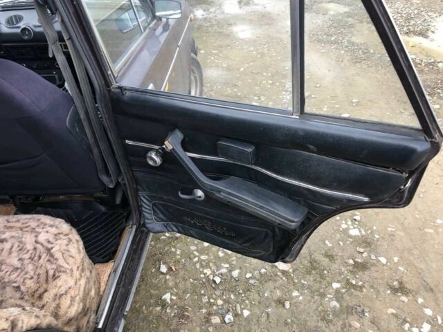 Коричневый ВАЗ 2106, объемом двигателя 1.3 л и пробегом 60 тыс. км за 1100 $, фото 11 на Automoto.ua