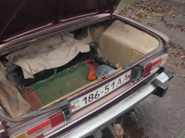 Коричневый ВАЗ 2106, объемом двигателя 0 л и пробегом 60 тыс. км за 950 $, фото 6 на Automoto.ua