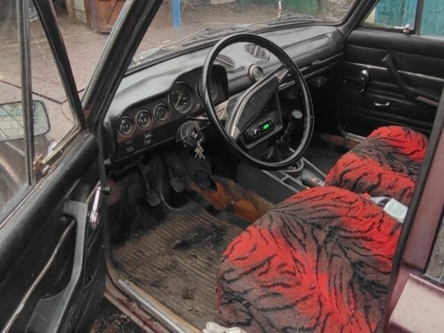 Коричневый ВАЗ 2106, объемом двигателя 0 л и пробегом 60 тыс. км за 950 $, фото 4 на Automoto.ua