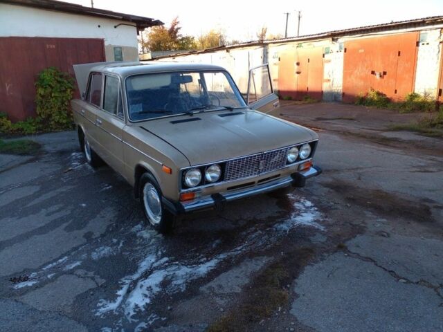 Коричневый ВАЗ 2106, объемом двигателя 1 л и пробегом 300 тыс. км за 1200 $, фото 5 на Automoto.ua