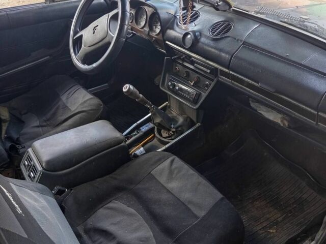 Коричневый ВАЗ 2106, объемом двигателя 0 л и пробегом 100 тыс. км за 454 $, фото 5 на Automoto.ua