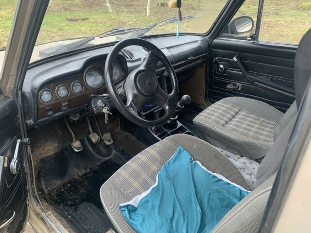 Коричневый ВАЗ 2106, объемом двигателя 1.3 л и пробегом 10 тыс. км за 600 $, фото 4 на Automoto.ua