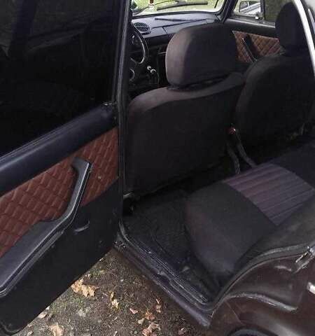 Коричневый ВАЗ 2106, объемом двигателя 1.5 л и пробегом 100 тыс. км за 1300 $, фото 5 на Automoto.ua