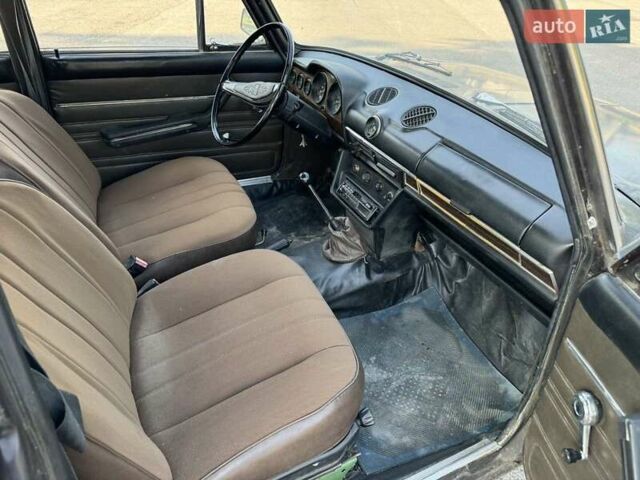 Коричневый ВАЗ 2106, объемом двигателя 0 л и пробегом 130 тыс. км за 600 $, фото 3 на Automoto.ua