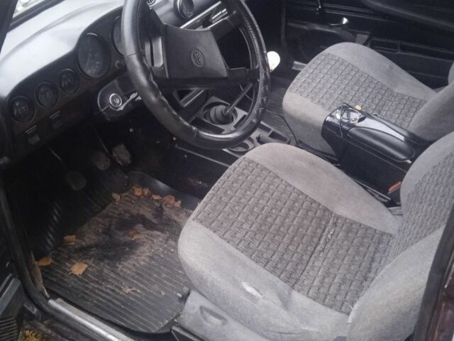 Коричневый ВАЗ 2106, объемом двигателя 1.3 л и пробегом 653 тыс. км за 500 $, фото 2 на Automoto.ua