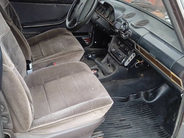 Коричневый ВАЗ 2106, объемом двигателя 1.3 л и пробегом 140 тыс. км за 24000 $, фото 8 на Automoto.ua