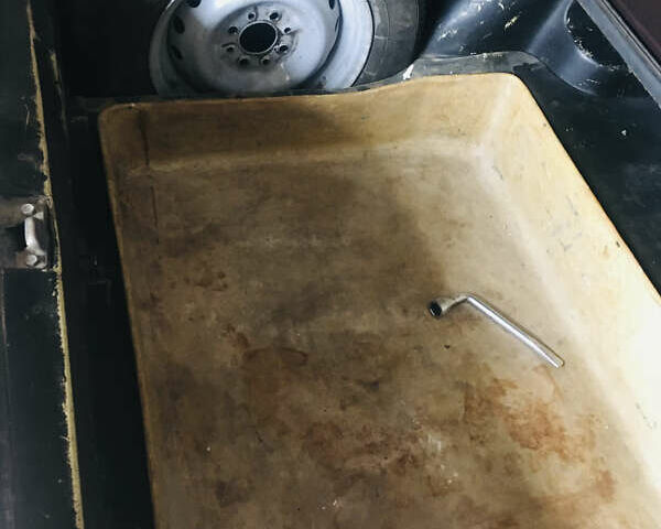 Коричневый ВАЗ 2106, объемом двигателя 1.3 л и пробегом 76 тыс. км за 1300 $, фото 3 на Automoto.ua